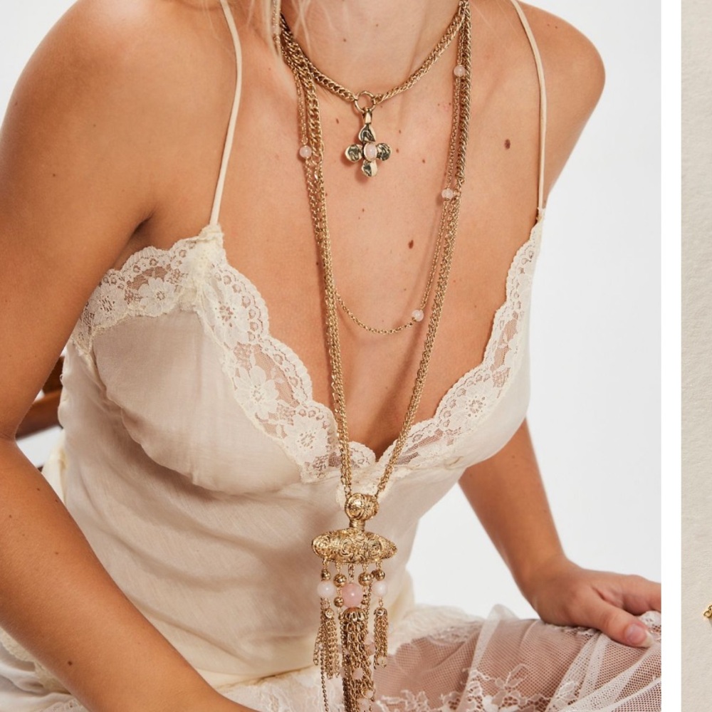 Free People Layered Statement Pendant Necklace NWT - Picture 2 of 5